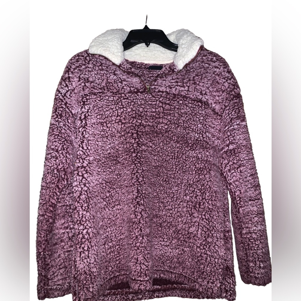 Fantastic Fawn Women’s Sherpa Pullover